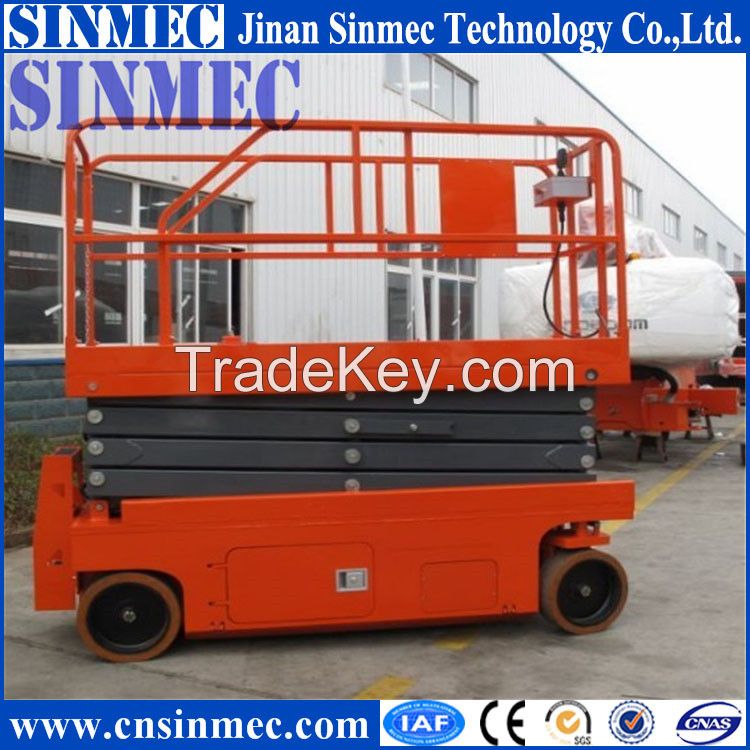 self-propelled scissor lift