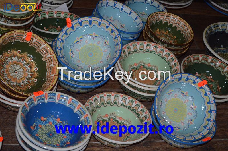 Romanian traditional hand made bowls, from Horezu