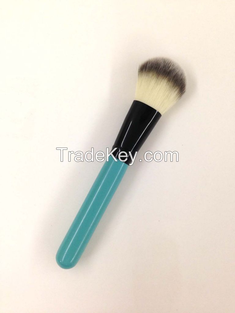 Blusher Brush for Perfect Makeup Blend
