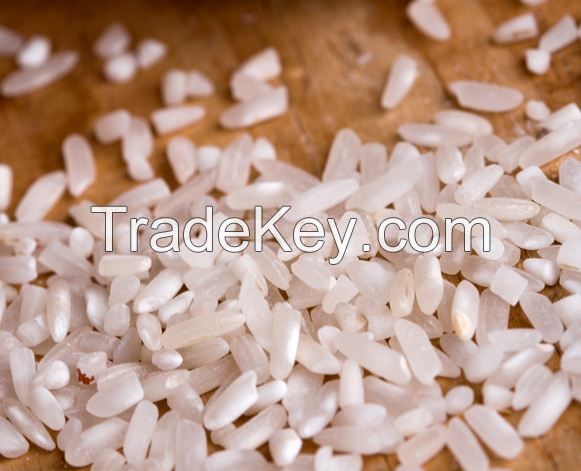 IRRI 6 100% Broken White Rice (Pakistani Origin)