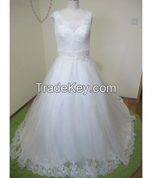 Elegant Ball Gown Tulle&Satin Lace Bateau Neckline Belt with Appliques Adorned with Sequins Beading&Crystals Cap Sleeves Chapel Train Wedding Dress