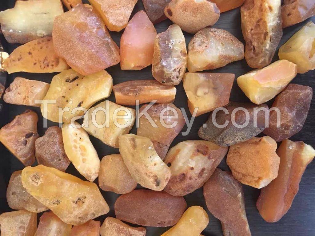  100% NATURAL AMBER STONES OF GOOD QUALITY