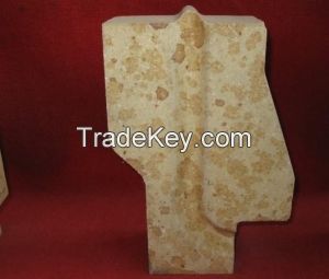 Refractory silica bricks