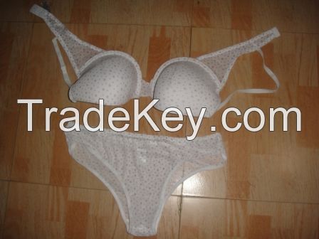 Ladies Foamed Bra Panty Set