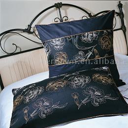 Bed Sheets &amp; Cushions