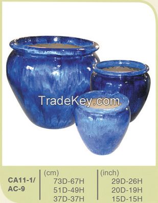 Glazed ceramic flower pots