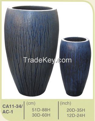 Glazed ceramic flower pots