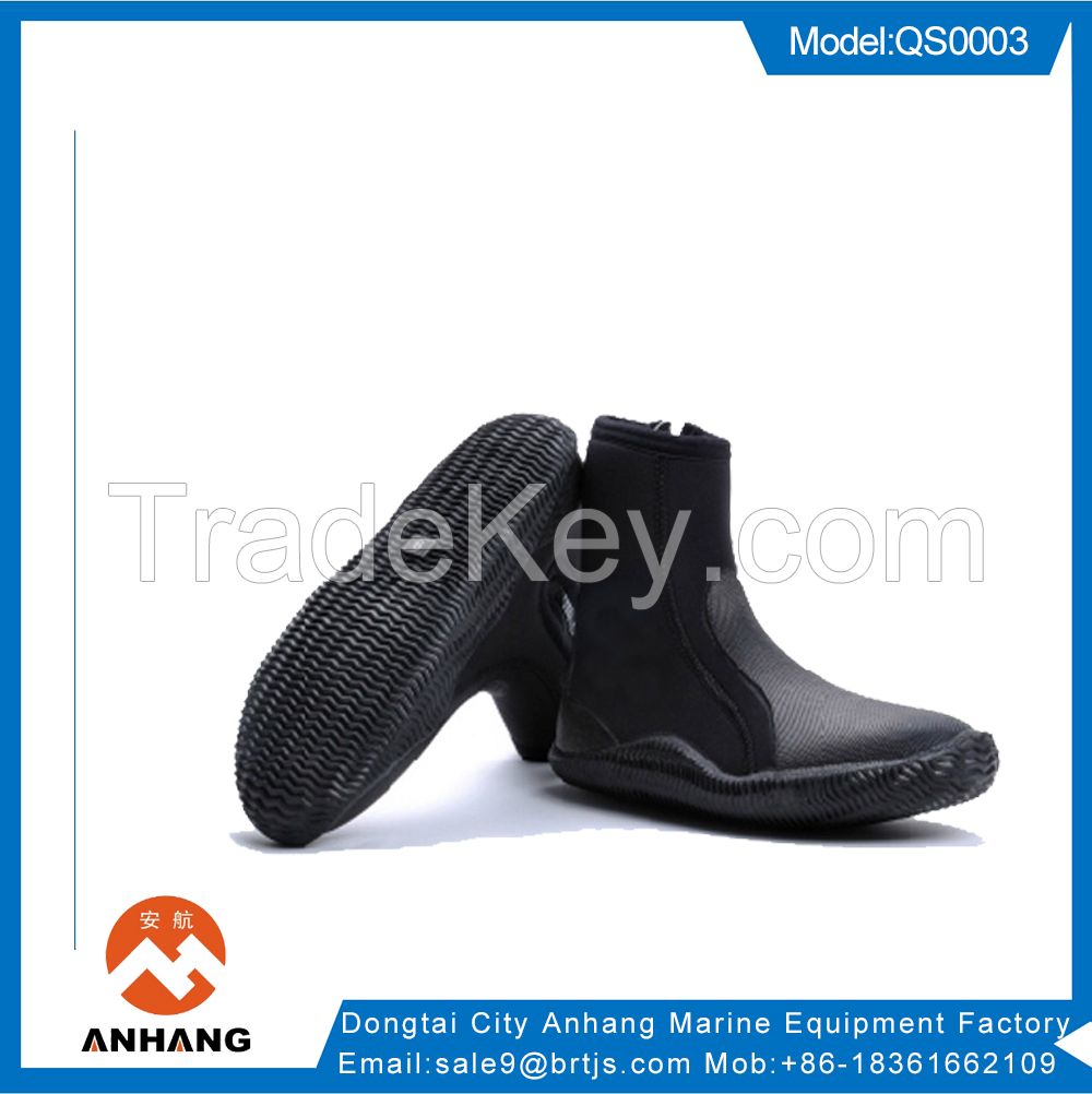 diving  boots