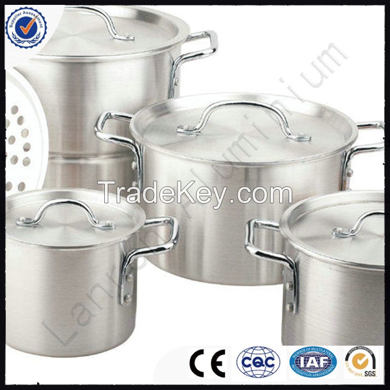 Polished Aluminium Cookware Set