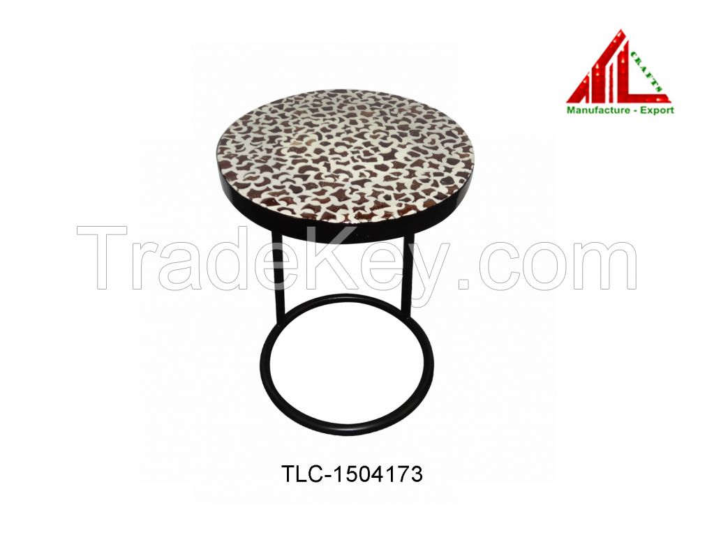 Lacquer Sidetable