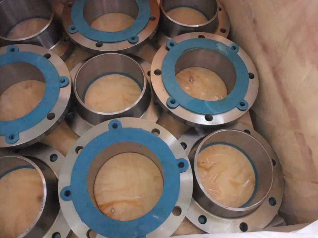 Duplex steel flange