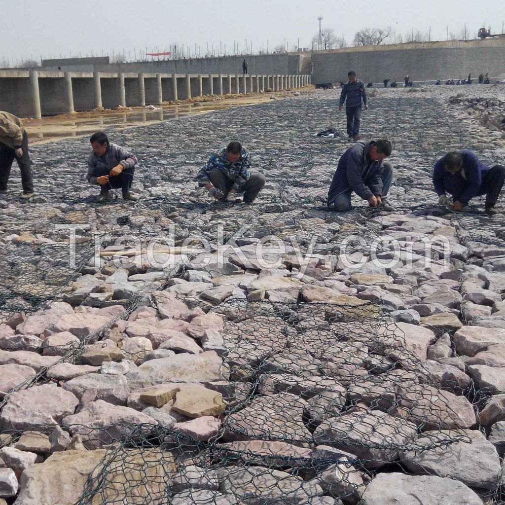 galvanized  or PVC  coated gabion mesh