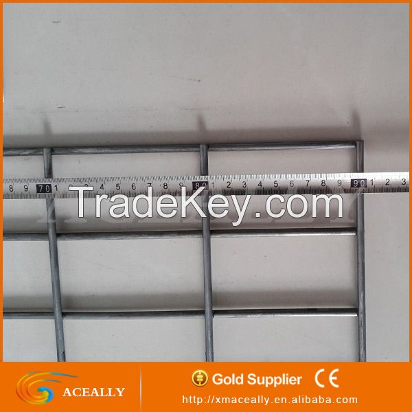 Pallet Rack Inside Waterfall Galvanized Wire Mesh Decking For Storage