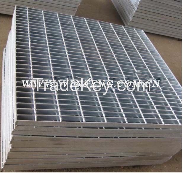 Serrated style steel grating(hot dip galvanizing)  mesh made in china