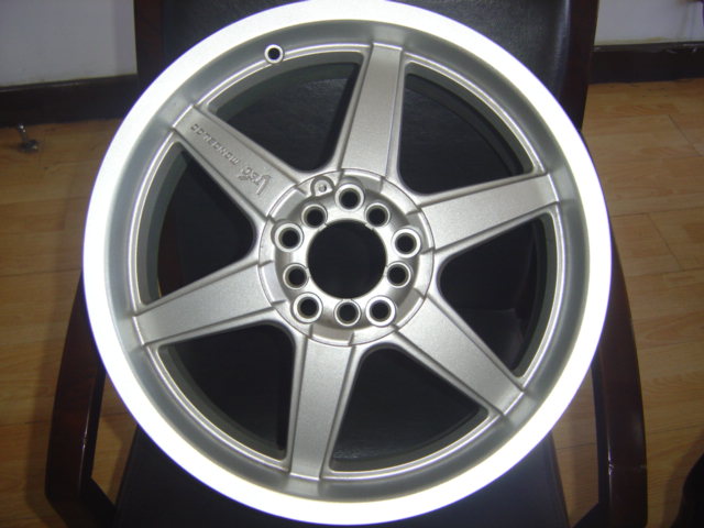 Alloy wheel