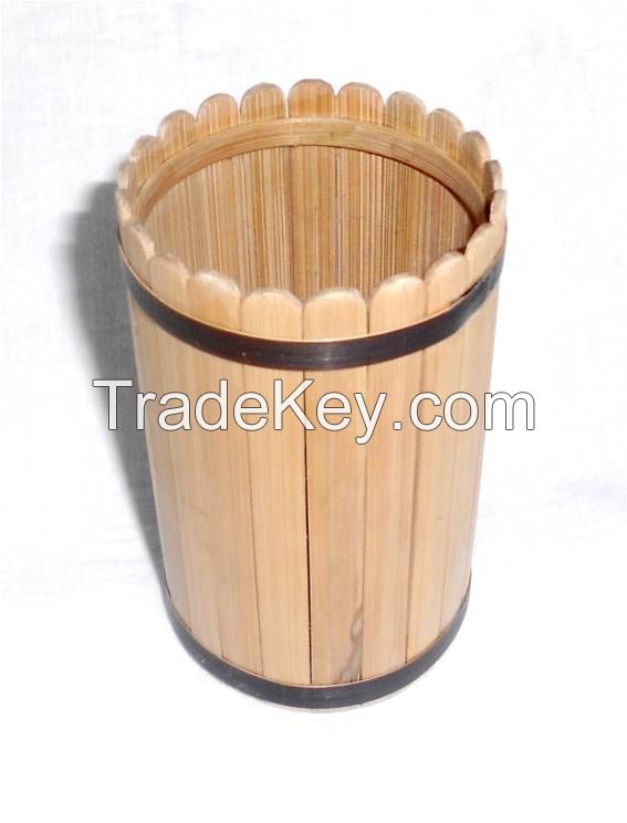 Bamboo Pen Stand