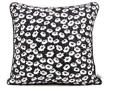 Cushion covers in various patterns