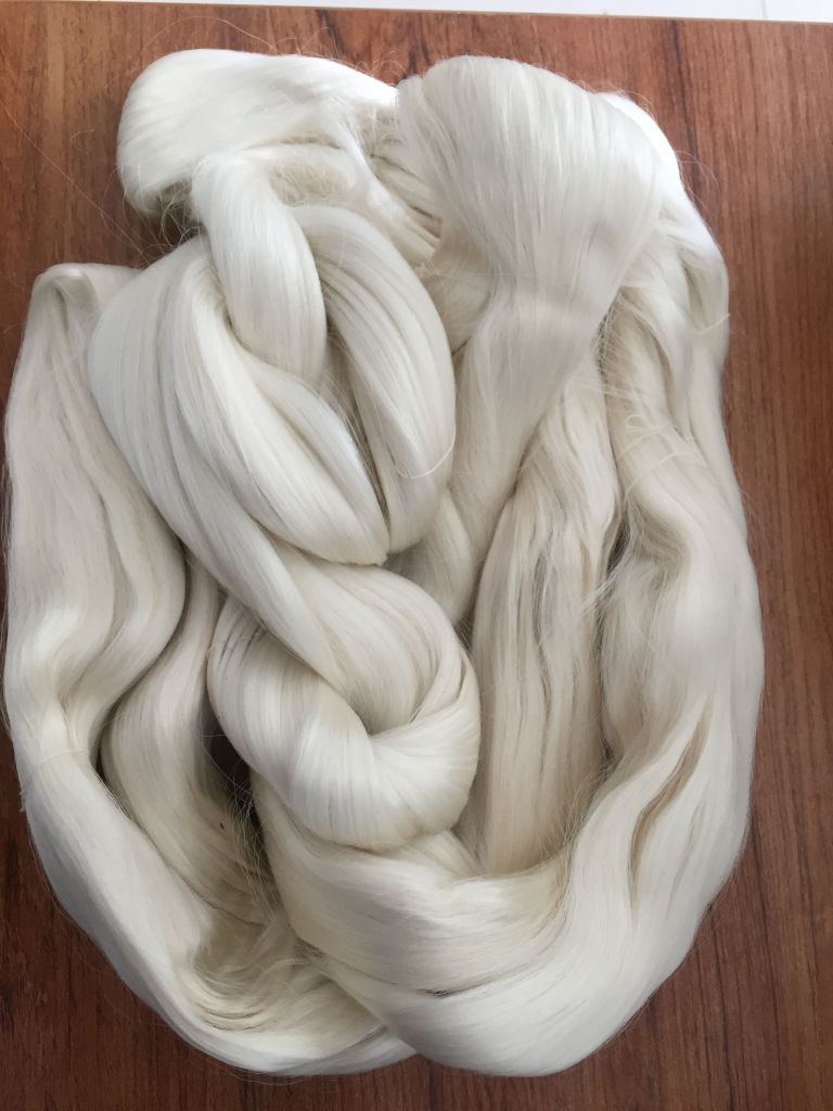 Mulberry Raw Silk 100% Silk 20/22D Raw Silk Yarn