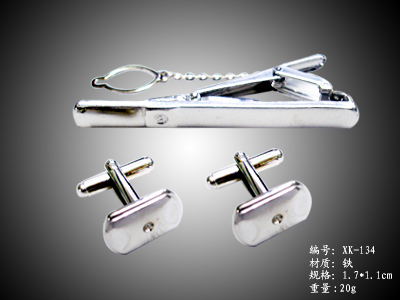 Cufflink102