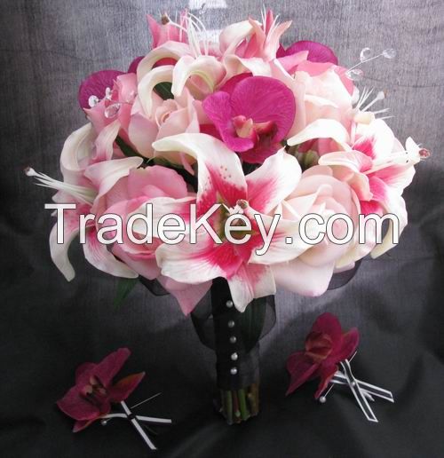 Exporter of Roses , Carnations , Orchids , Lilies , Gerbera