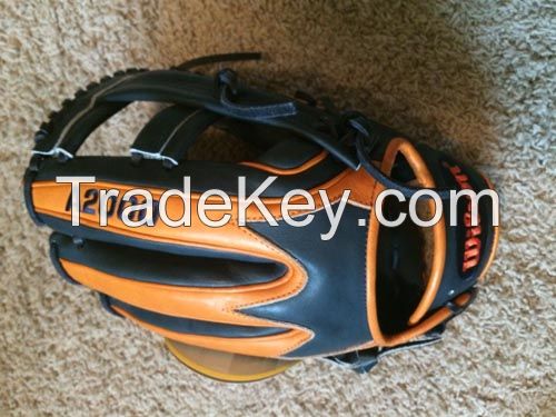 NWT GOTM NOVEMBER 2013 BASEBALL GLOVE