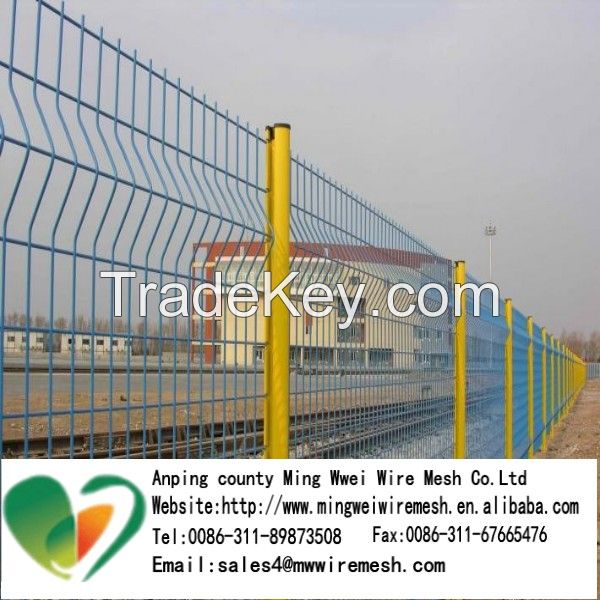 Best Quality Curvy Welded Wire Mesh Fence