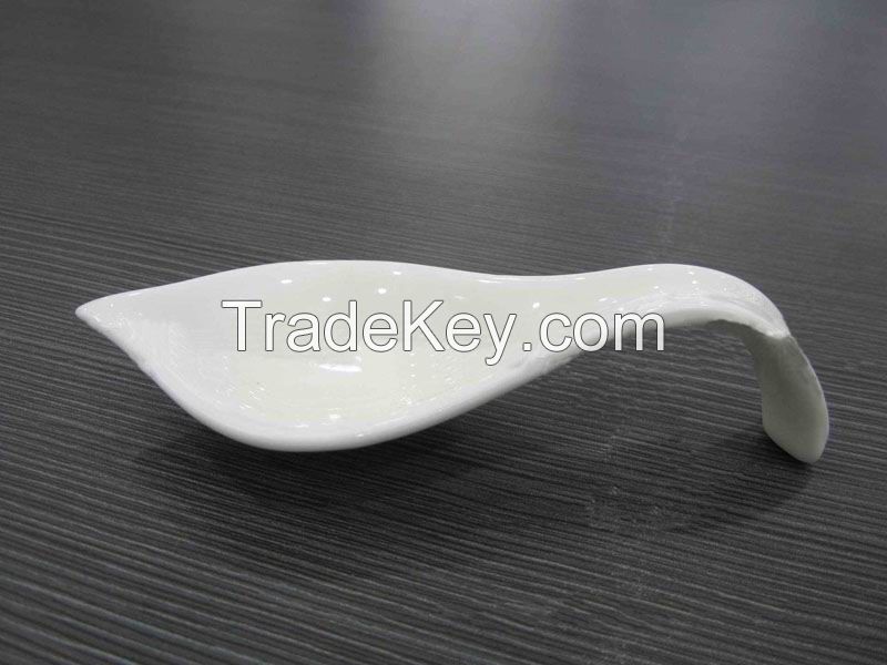 Sauce Dish with A Handle