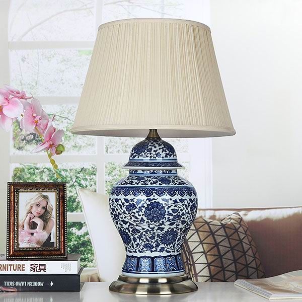 Chinese Blue and White Porcelain Lamp