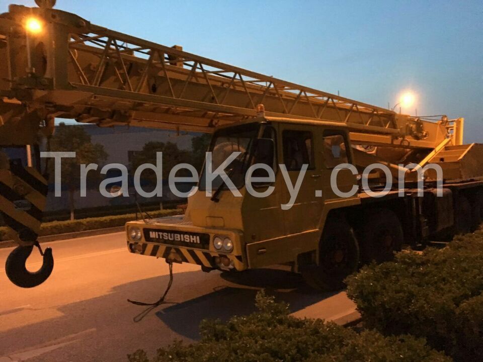 Japanese Original 30t Truck Crane,Used Tadano TL-300E Truck Crane,Cheap Hydraulic Cranes