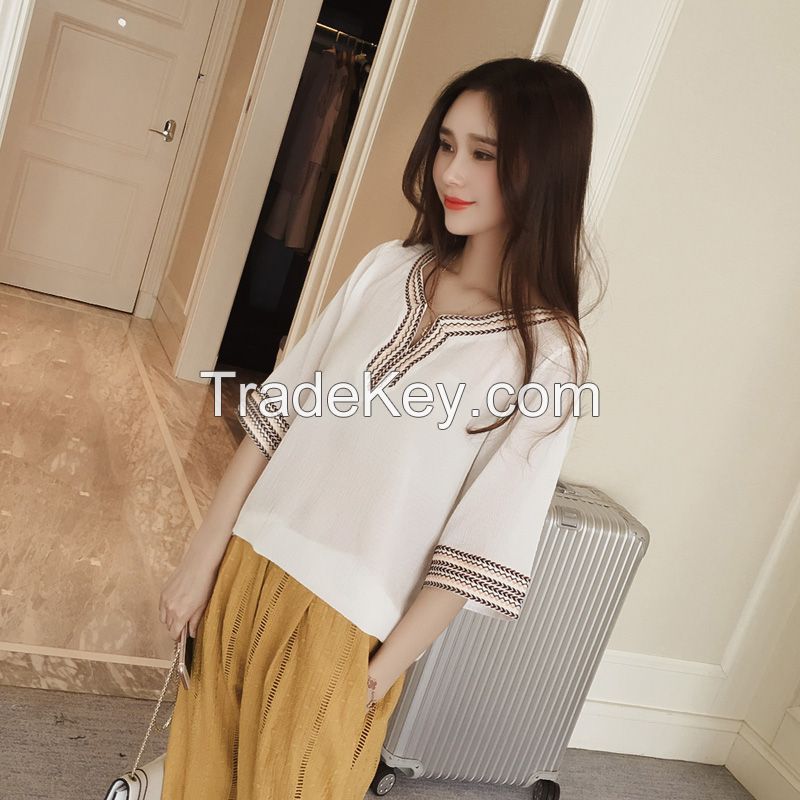 The new summer Korean loose chiffon shirt coat sleeve embroidery retro