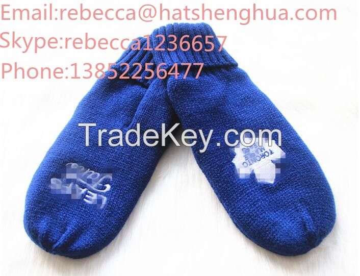 wholesale customer glove with embroider