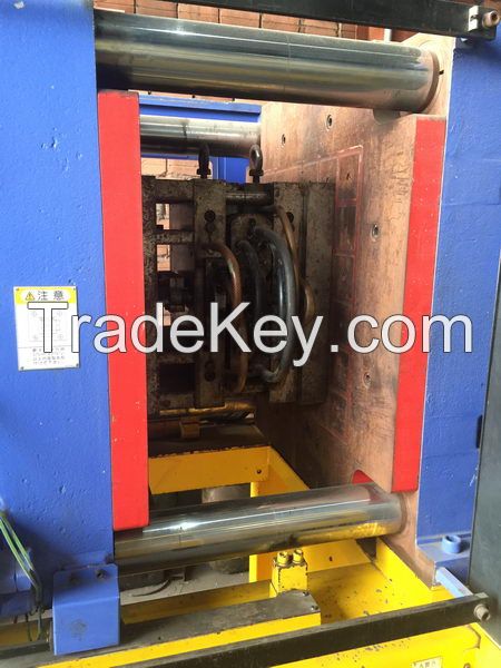 Used plastic injection molding machine: MEIKI 200T