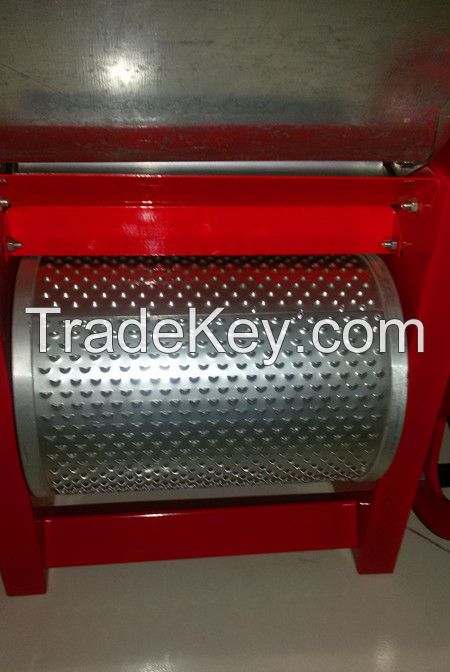 Manual hand coffee cocoa pulper peeling huller shelling machine