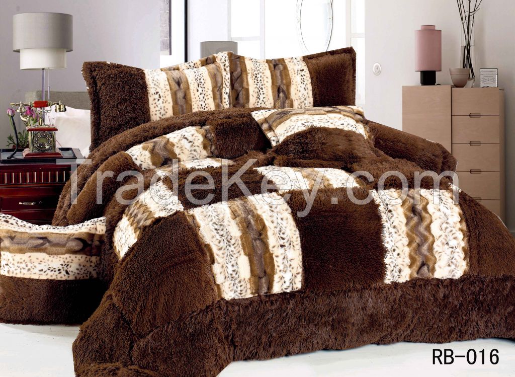 LONG VELVET COMFORTER SET