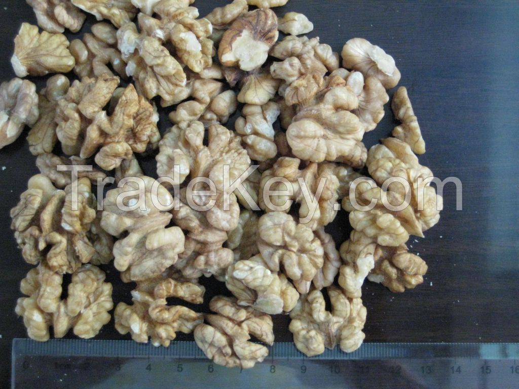 Walnut Kernel LH