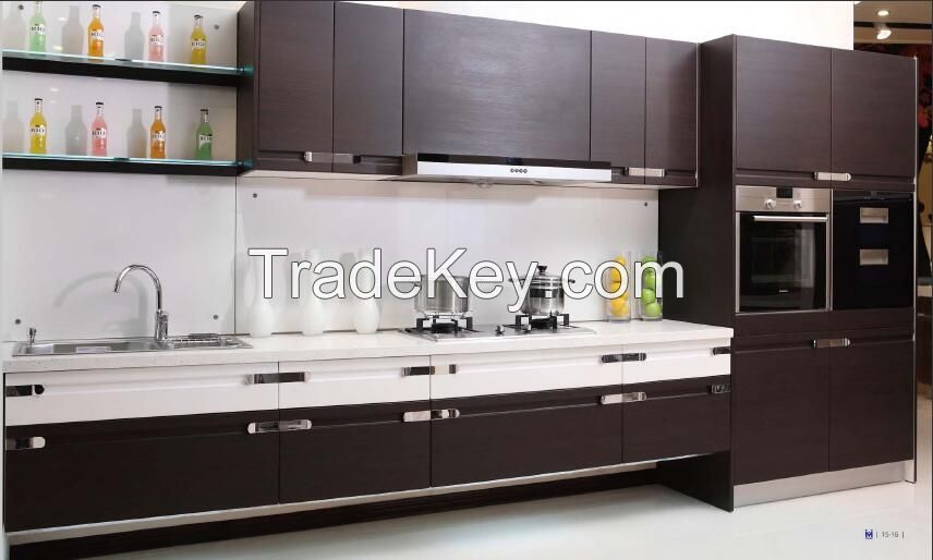 kitchen cabinet with hardwares of BLUM MGK1017