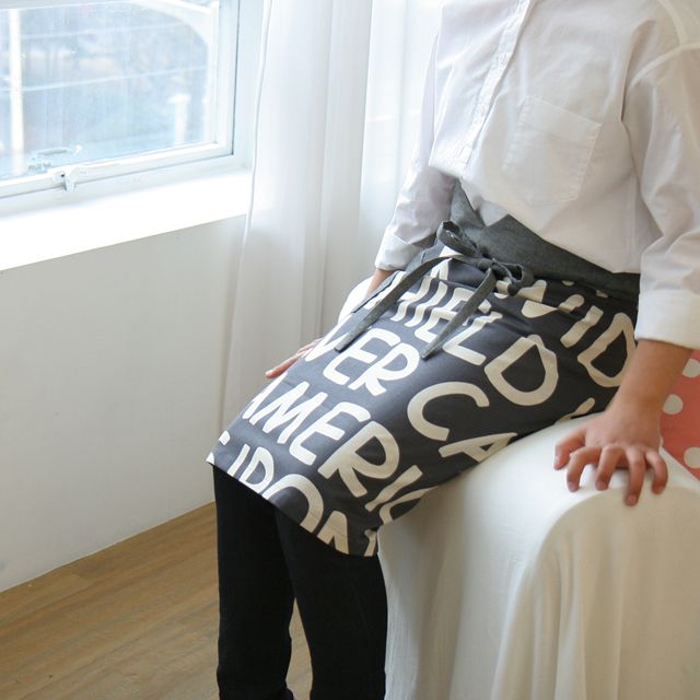 Text Waist Apron