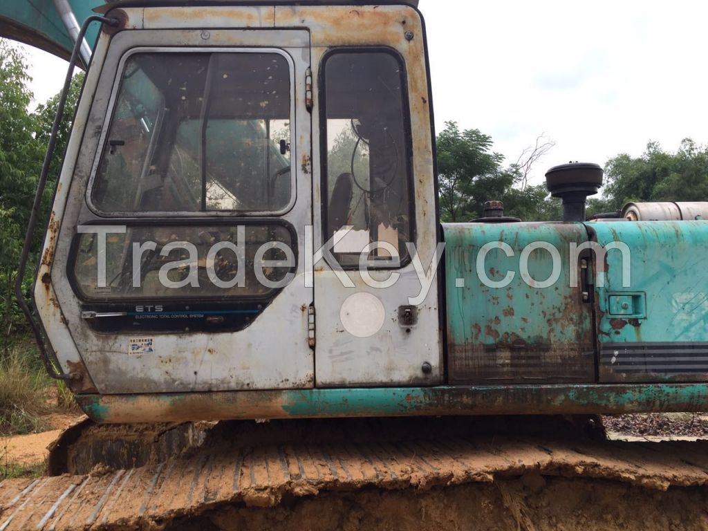 Used Hitachi EX200-1 Excavator