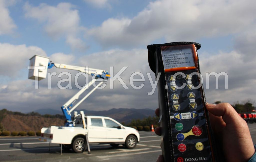 Articulated aerial platform DHA102AP/DHAS120AP with pick-up truck