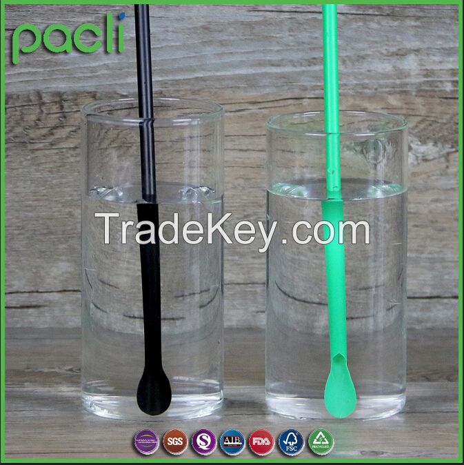 Plastic spoon straws