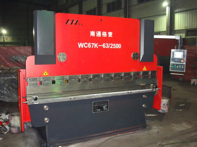 WC67Y 63T2500 Hydraulic Press Brake Machine