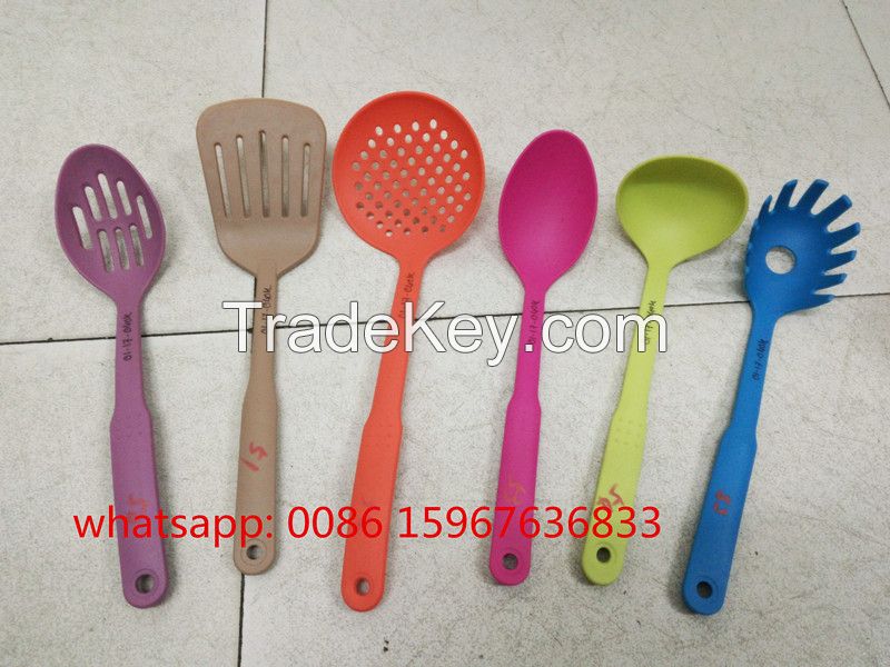 plastic spoon mould