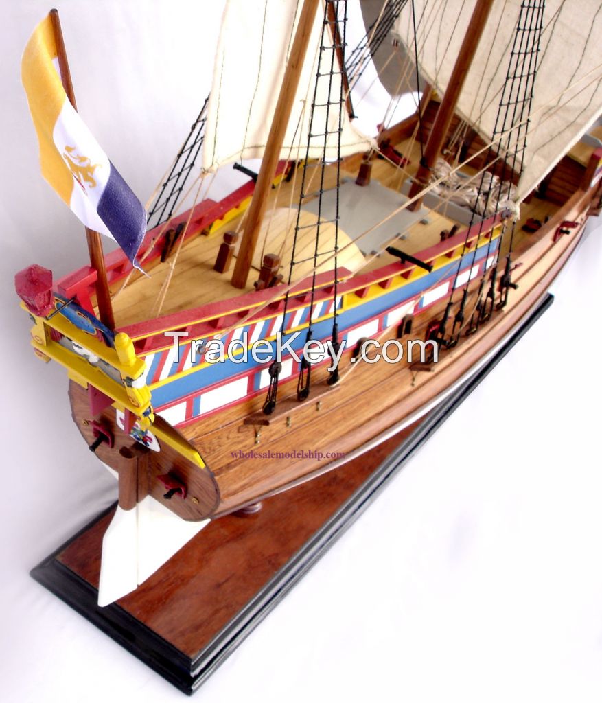 DUYFKEN HIGH QUALITY HANDCRAFTED WOODEN MODEL BOAT