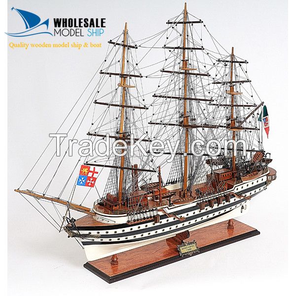 AMERIGO VESPUCCI PAINTED MODEL SHIP