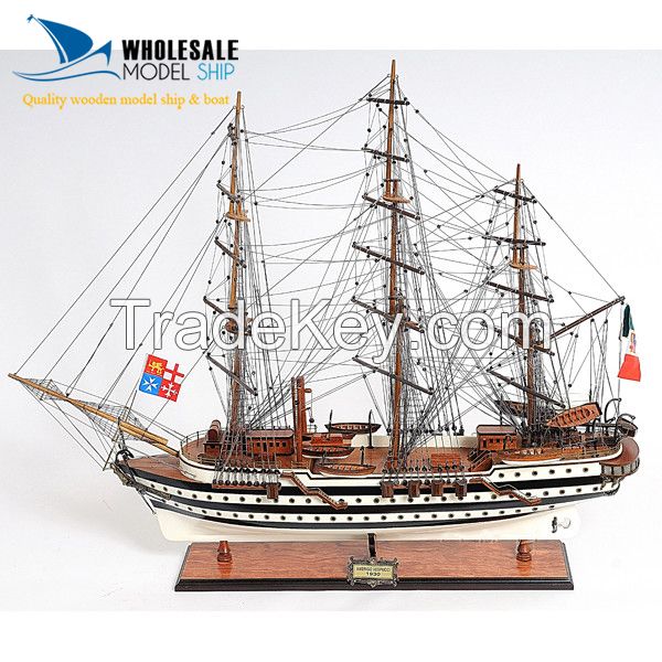 AMERIGO VESPUCCI PAINTED MODEL SHIP