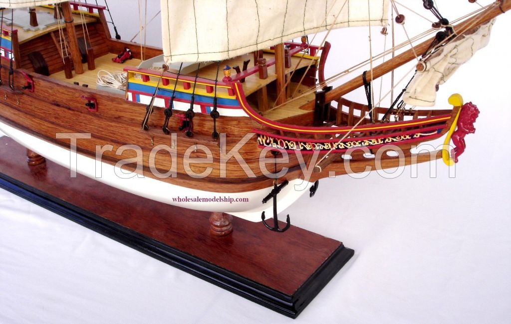 DUYFKEN HIGH QUALITY HANDCRAFTED WOODEN MODEL BOAT