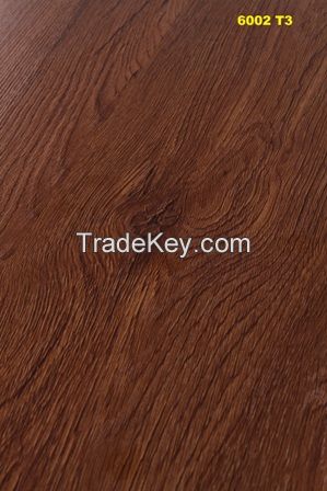 DECORATIVE LAMINATES