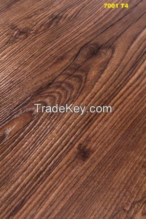 DECORATIVE LAMINATES