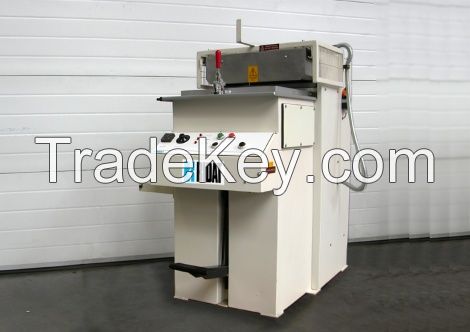 Manual Vacuum Forming Machine