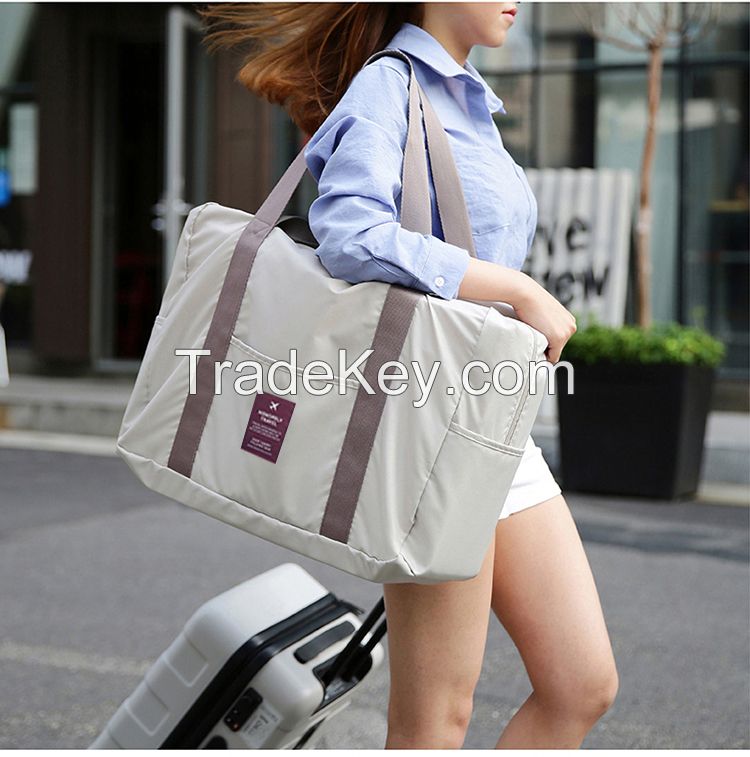 Folding travelling bag